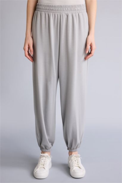 Balloon Fit Basic Trousers