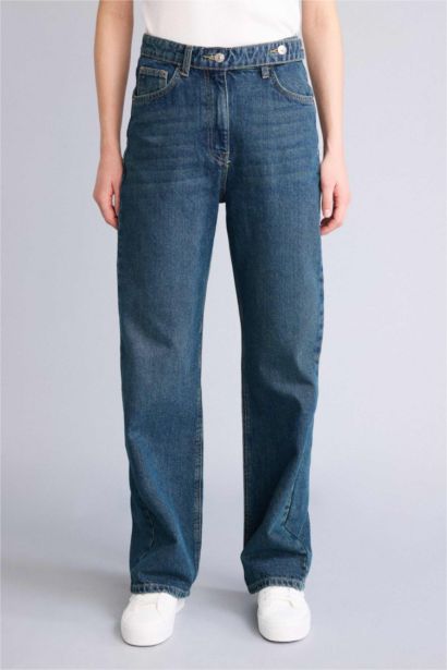 بنطلون جينز وايد ليج برجل عادية وخصر عالي