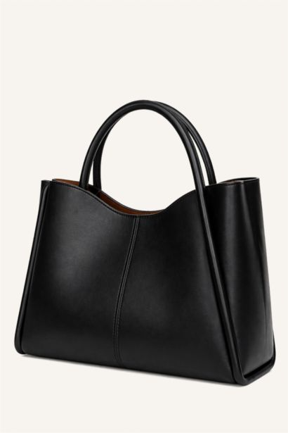 شنطة يد حريمي