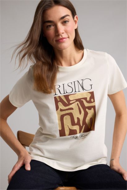 Woman Short Sleeve T-Shirt