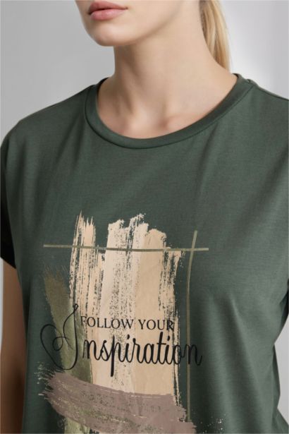 Woman Short Sleeve T-Shirt