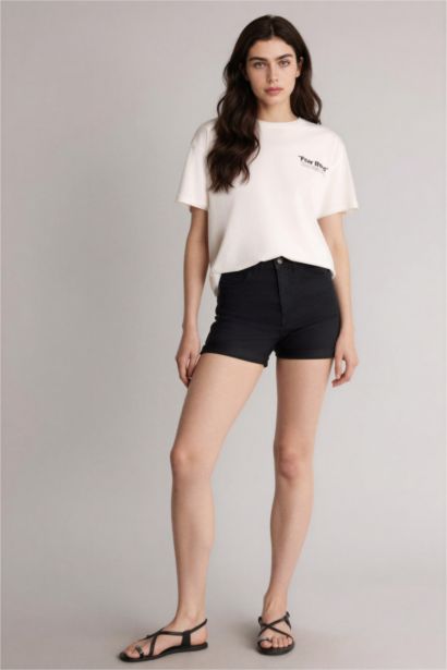 Woman Short Sleeve T-Shirt