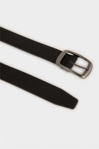 Man Oval Buckle Faux Leather