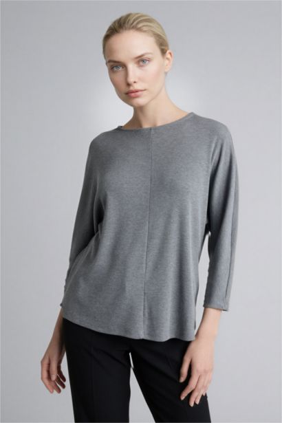 Kayık Yaka Uzun Kollu Tişört