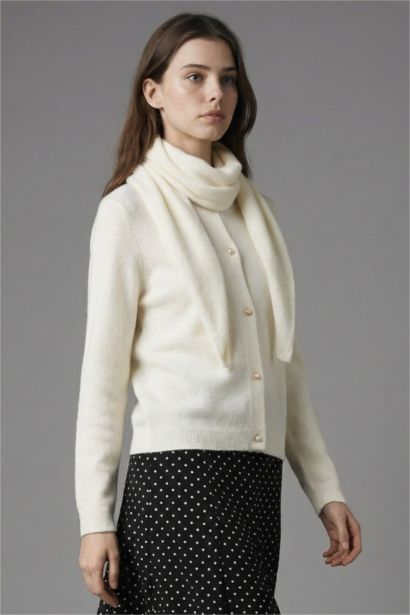 Gilet en maille avec écharpe