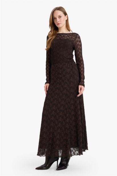 جيبة تريكو دانتيل بقصة A