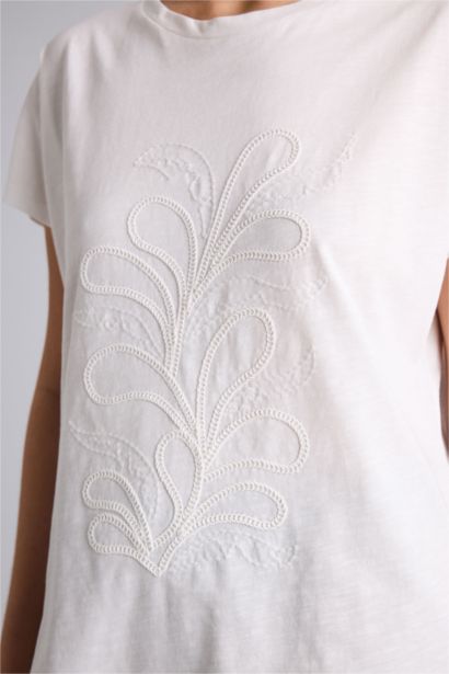 Woman Short Sleeve T-Shirt