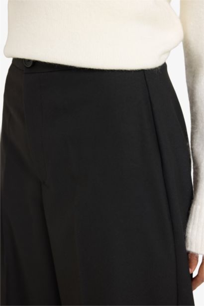 بنطلون وايد ليج برجل واسع وجيوب