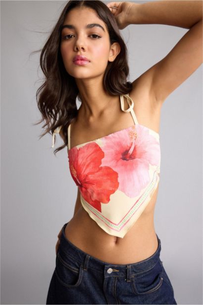 Afra x DeFacto Regular Fit Hibiscus Printed Strappy Top