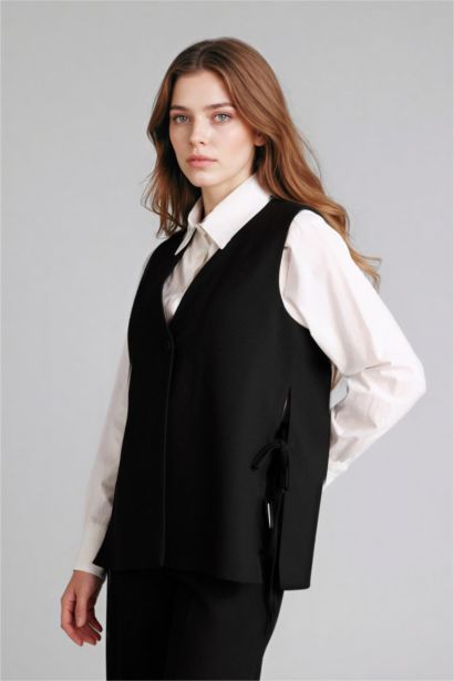 فيست قصة مريحة بياقة V