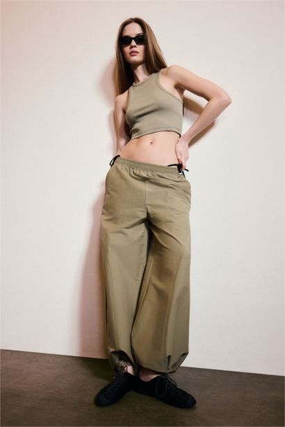 Balloon Fit Double Pocket Regular Waist Trousers