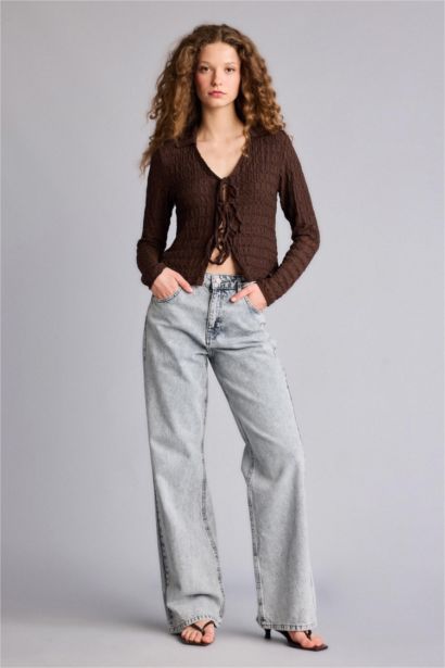 بلوزة كم طويل سليم فيت برقبة قميص