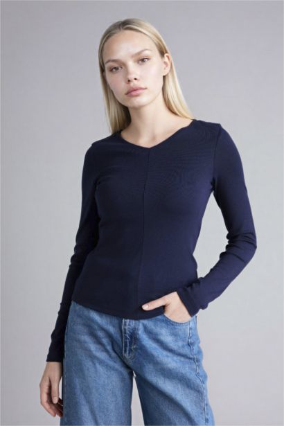 Woman Long Sleeve T-Shirt