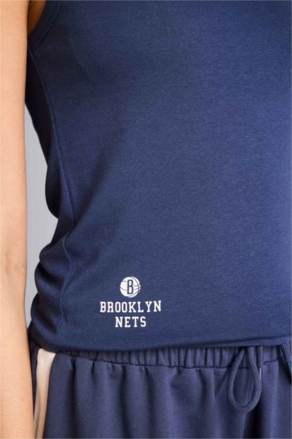 Спортивная майка Slim Fit NBA Brooklyn Nets из модала с V-образным вырезом