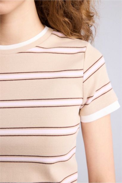 Woman Short Sleeve T-Shirt