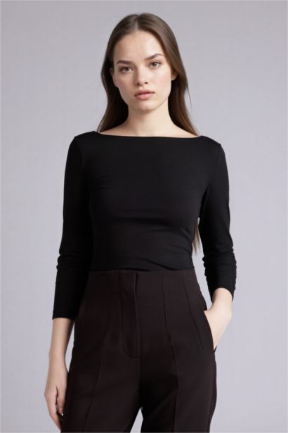 تيشيرت ردن طويل سليم فيت وياخة عريضة