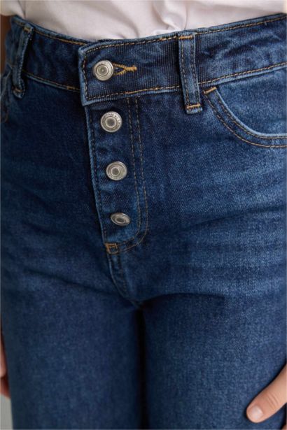 بنطلون جينز بناتي برجل واسع