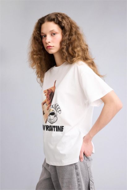 Woman Short Sleeve T-Shirt