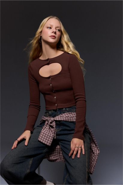 Woman Long Sleeve T-Shirt