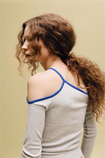 Fıtted Omzu Açık Ribana Uzun Kollu Tişört