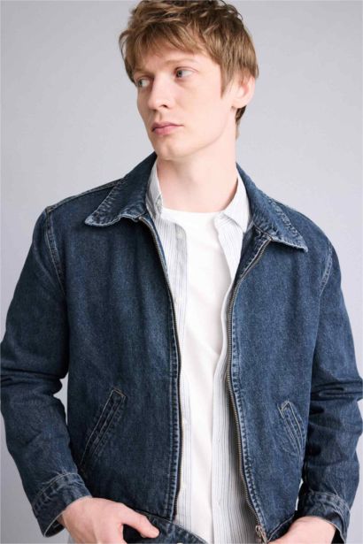 جاكيت قطن قصة عادية