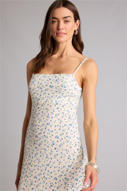 Платье миди А-силуэта без рукавов с квадратным вырезом и принтом