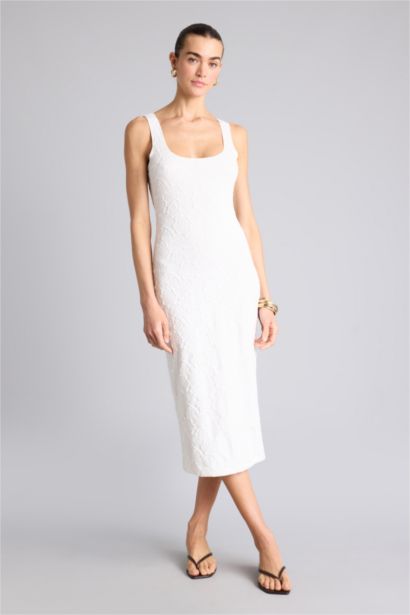 Облегающее платье миди Bodycon без рукавов с квадратным вырезом