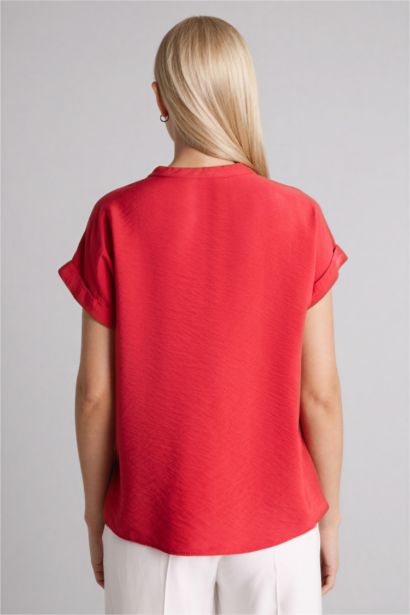 Regular Fit Crew Neck Short Sleeve Blouse