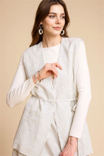 فيست مخطط من مزيج الكتان قصة عادية بياقة V