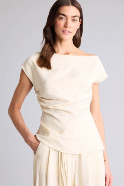 Fıtted Kayık Yaka Bluz