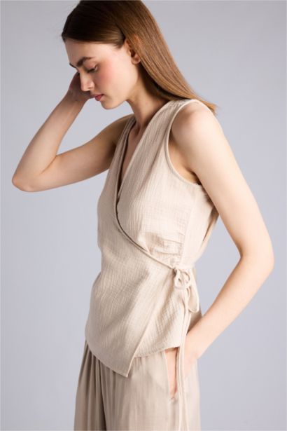 Slim Fit Wrap Collar Sleeveless Blouse