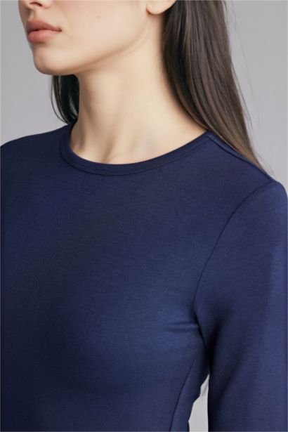 Футболка Slim Fit с круглым вырезом и коротким рукавом