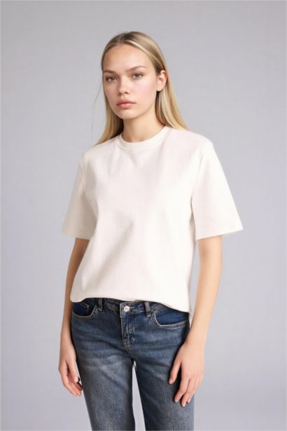 Футболка Slim Fit с круглым вырезом и коротким рукавом