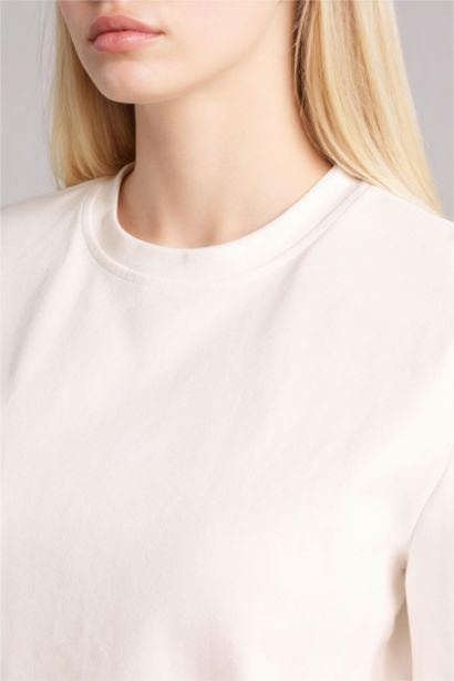 Футболка Slim Fit с круглым вырезом и коротким рукавом