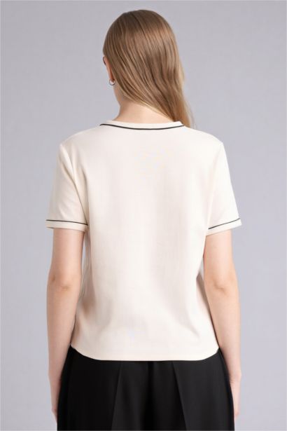 Футболка Relax Fit с круглым вырезом и коротким рукавом