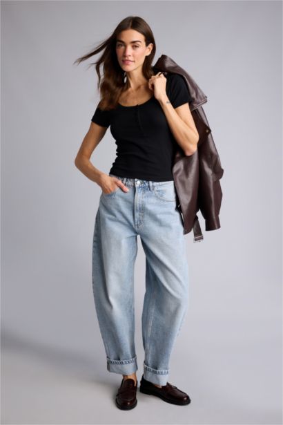 Футболка кашкорсе Slim Fit в рубчик с воротником на пуговицах и коротким рукавом