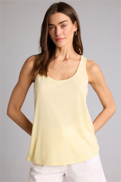 Базовая однотонная майка Regular Fit с круглым вырезом