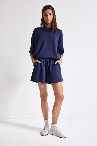 Relax Fit Elastic Waist Shorts
