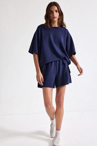 Relax Fit Elastic Waist Shorts