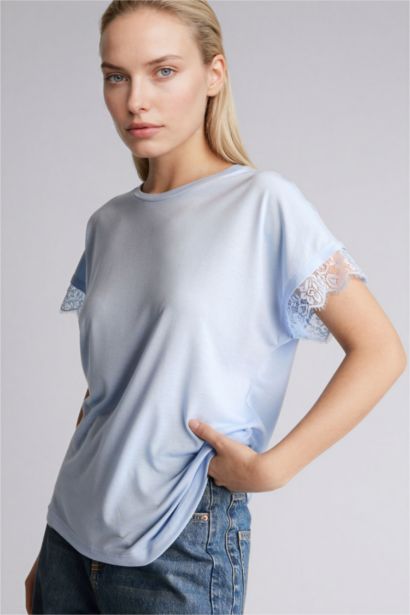 Bisiklet Yaka Kısa Kollu Tişört