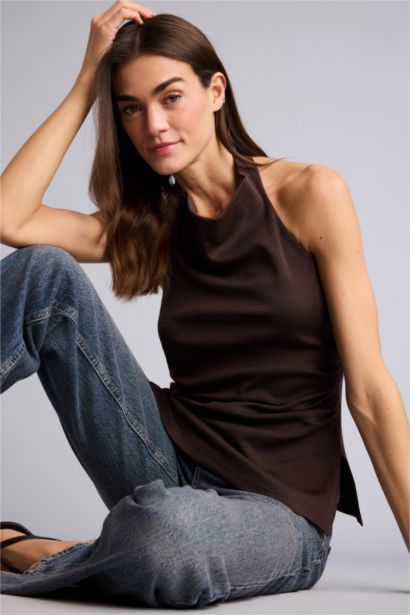 Майка Slim Fit с воротником-халтер