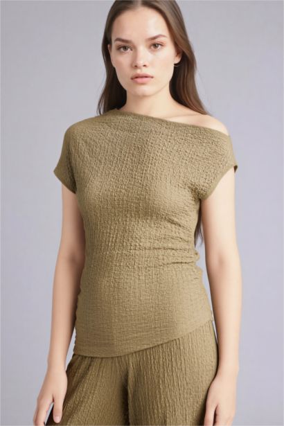 T-shirt froissé à une épaule Coupe slim