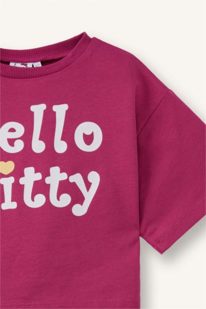 Oversize Fit Hello Kitty Licensed Short Sleeve T-Shirt