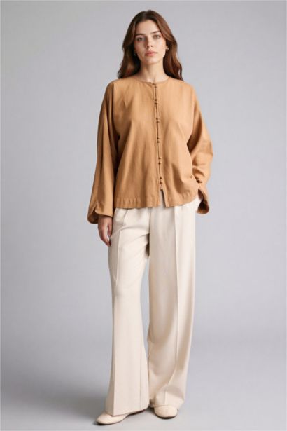 تونيك من مزيج الكتان قصة عادية