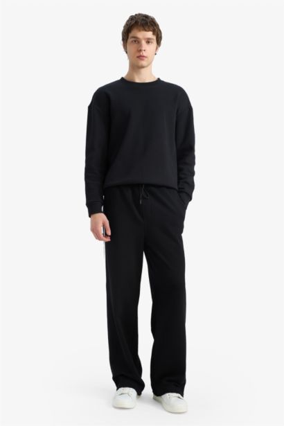 بنطلون سويت بانتس برجل واسع