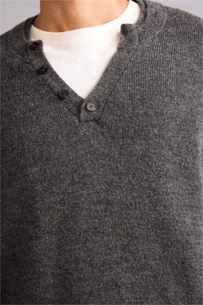 Standard Fit Knitwear Pullover