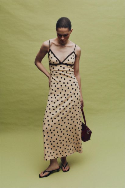 Kalp Yaka Puantiyeli Bürümcük Askılı Maxi Elbise