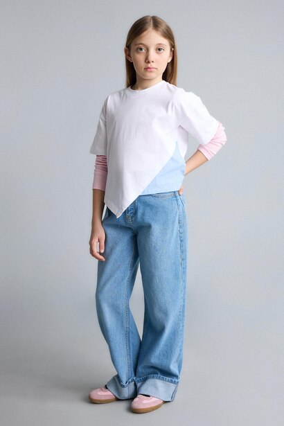 Girl Relax Fit T-Shirt