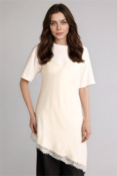 بلوزة طويلة ستان قصة عادية وياخة V