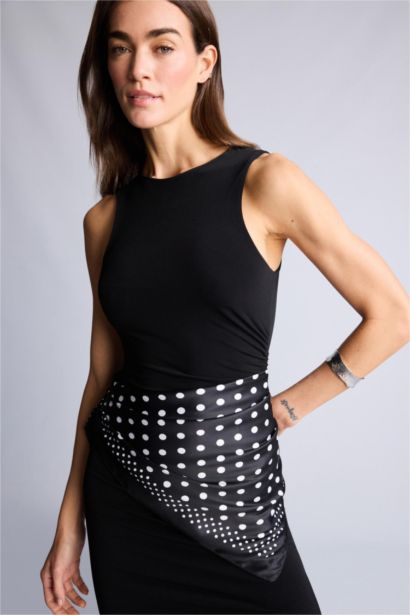 Woman Polka Dot Foulard